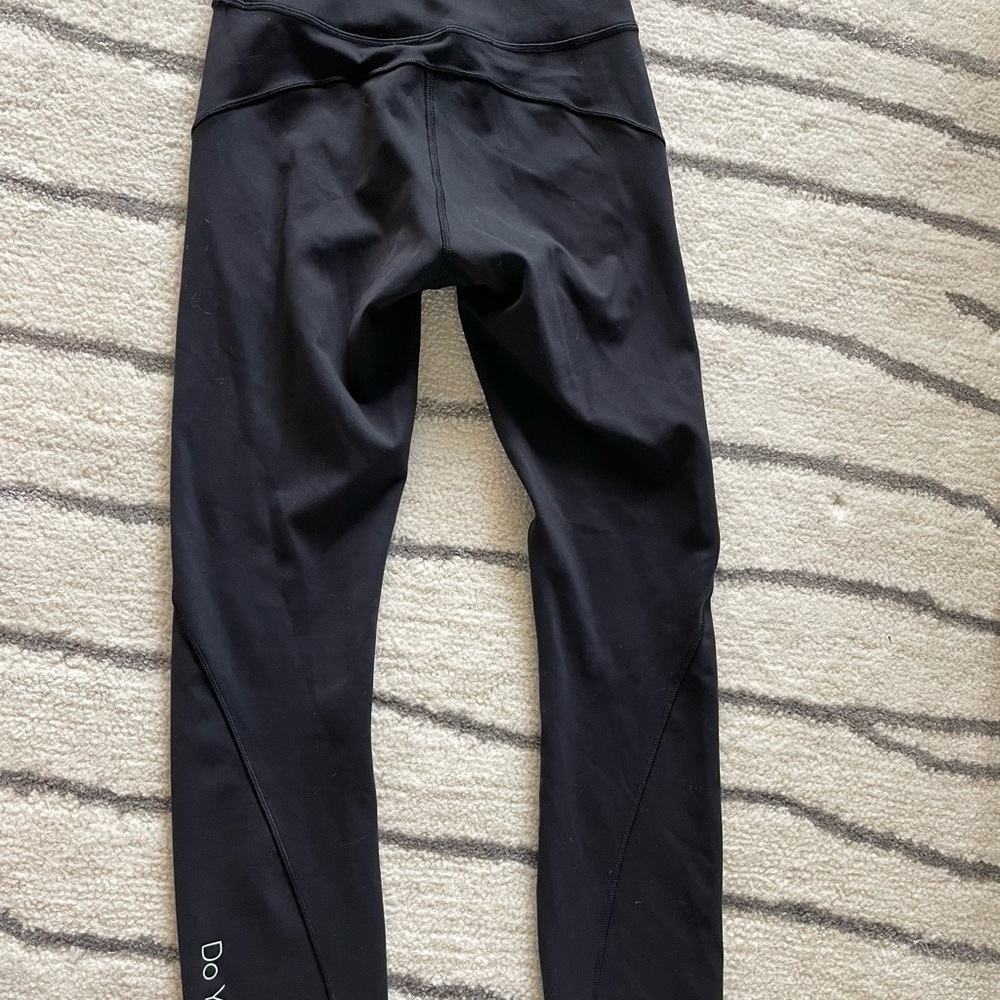 Lululemon legging- price is firm - Picture 2 of 9